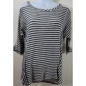 Faith and Joy White Gray Stripe Lace Shoulder Top Medium Lightweight Hi Low Soft